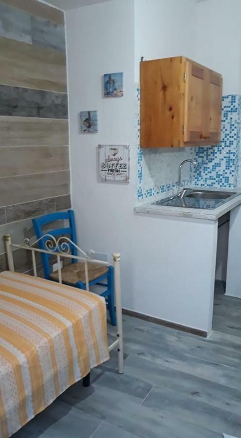 Villino Celeste Fronte Spiaggia Torre Lapillo Exterior foto